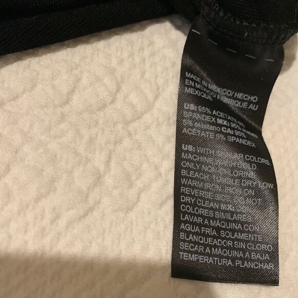 Chicos travelers heart detailed tunic. - Picture 8 of 11